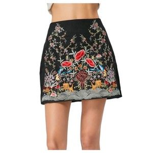 ZARA Embroidered Mini Skirt Size S
